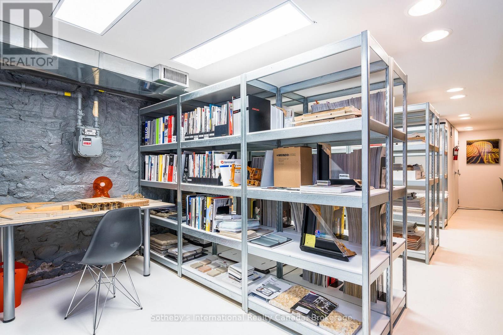 71 Victoria Street W, New Tecumseth, Ontario  L9R 1T9 - Photo 41 - N12948424