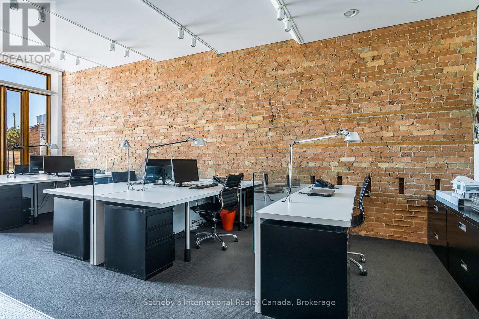 71 Victoria Street W, New Tecumseth, Ontario  L9R 1T9 - Photo 9 - N12948424