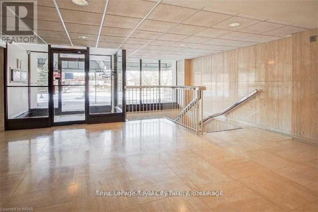 105 - 19 Woodlawn Road E, Guelph, Ontario  N1H 7B1 - Photo 4 - X12948438