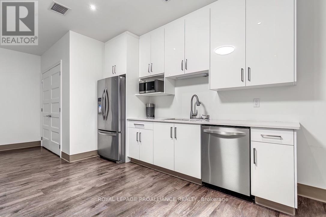 514 - 199 Front Street, Belleville, Ontario  K8N 5H5 - Photo 27 - X12948428