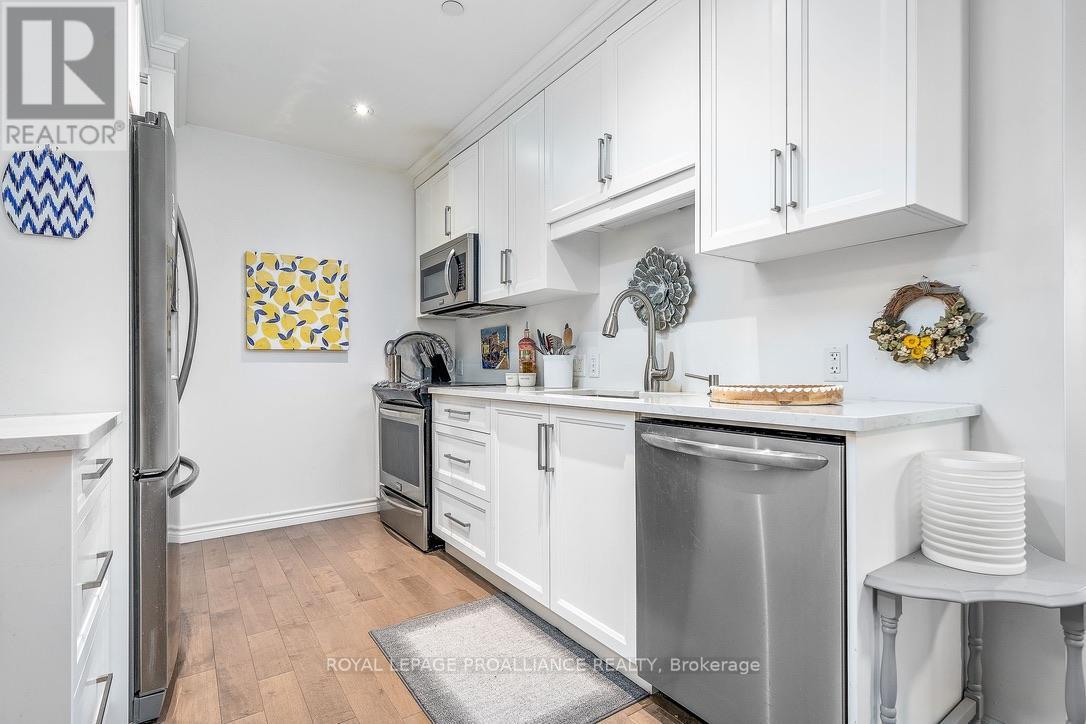 514 - 199 Front Street, Belleville, Ontario  K8N 5H5 - Photo 5 - X12948428