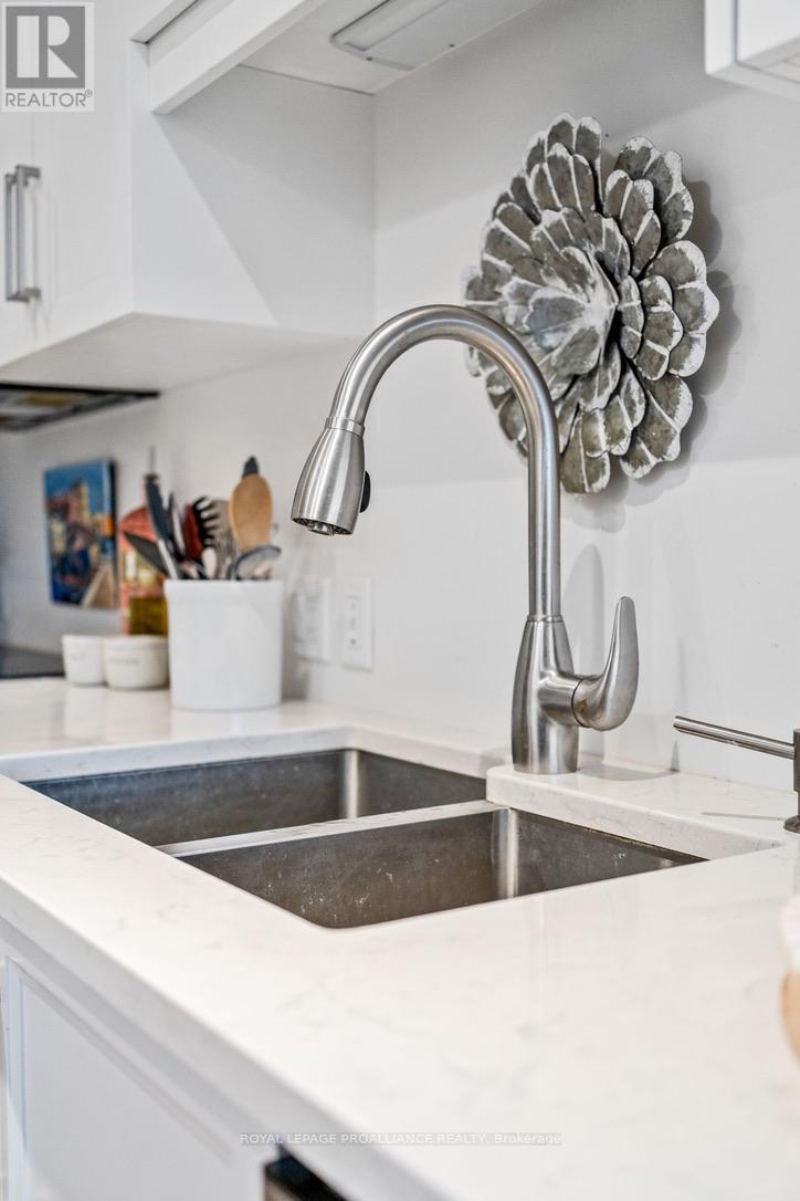 514 - 199 Front Street, Belleville, Ontario  K8N 5H5 - Photo 8 - X12948428