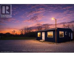 11 MELVILLE ROAD, Prince Edward County, Ontario