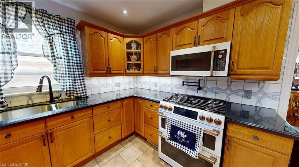 113 Edmund Road, Kitchener, Ontario  N2H 1J7 - Photo 8 - 40811568