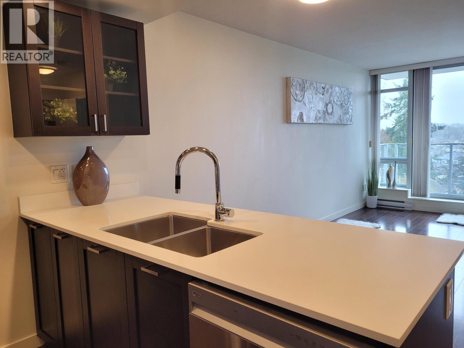 719 4818 Eldorado Mews, Vancouver, British Columbia  V5R 0B3 - Photo 6 - R3105945