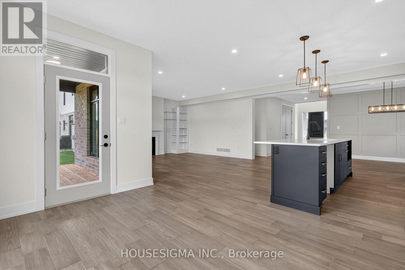 36 Kelly Drive, Zorra, Ontario  N0M 2M0 - Photo 15 - X12948474