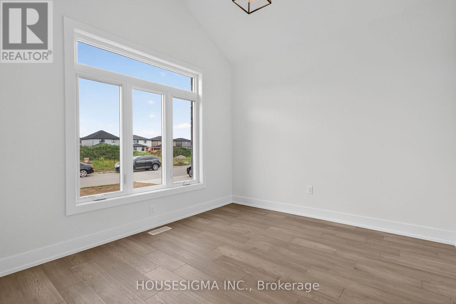 36 Kelly Drive, Zorra, Ontario  N0M 2M0 - Photo 19 - X12948474