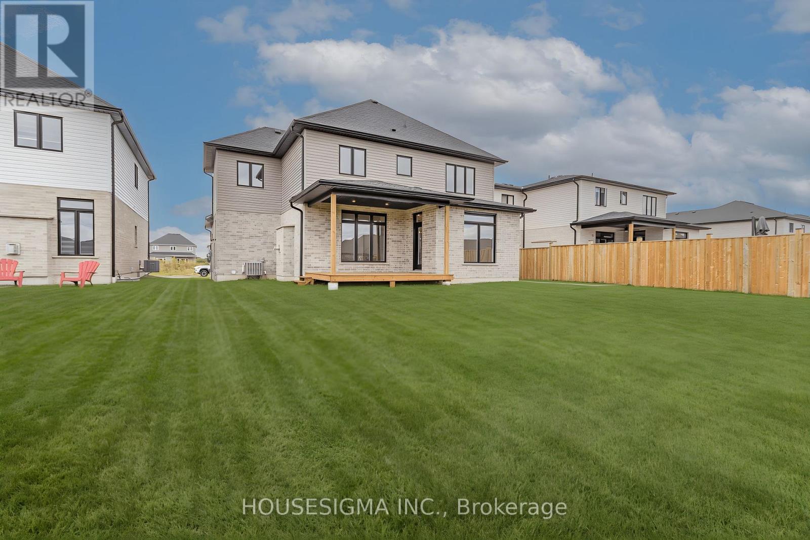 36 Kelly Drive, Zorra, Ontario  N0M 2M0 - Photo 5 - X12948474