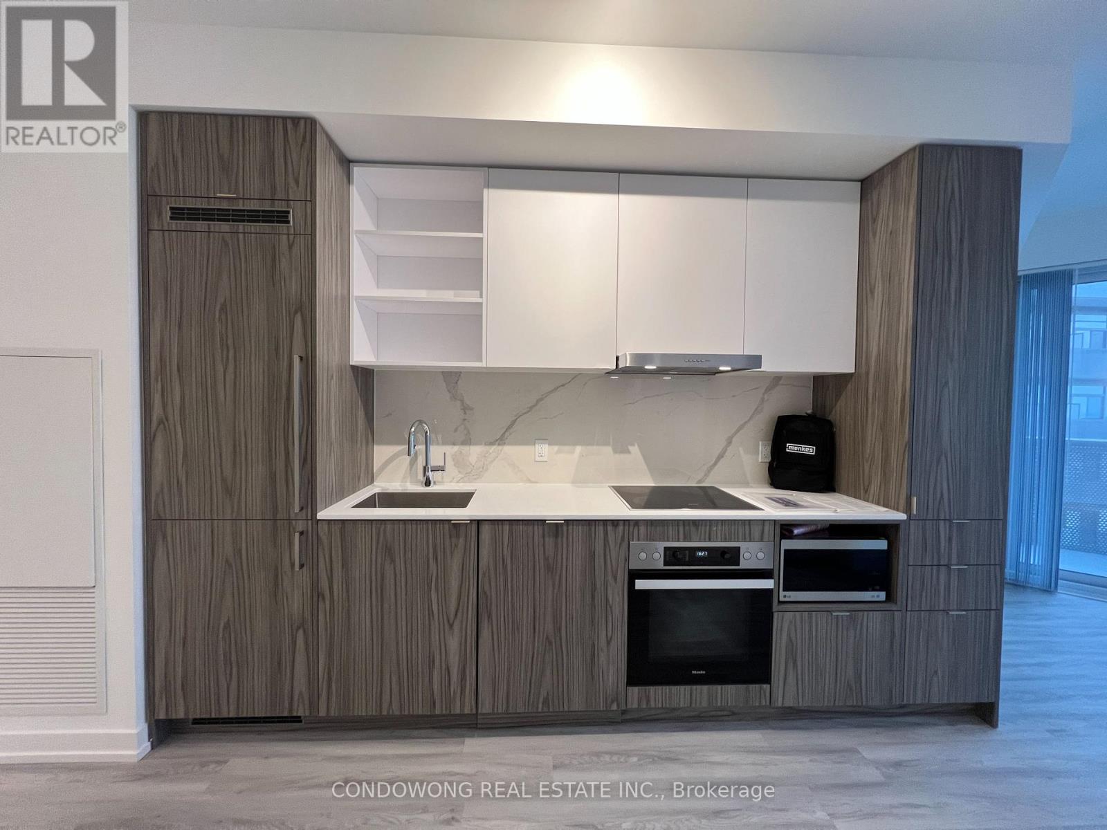 7509 - 55 Cooper Street, Toronto, Ontario  M5E 0G1 - Photo 2 - C12948414