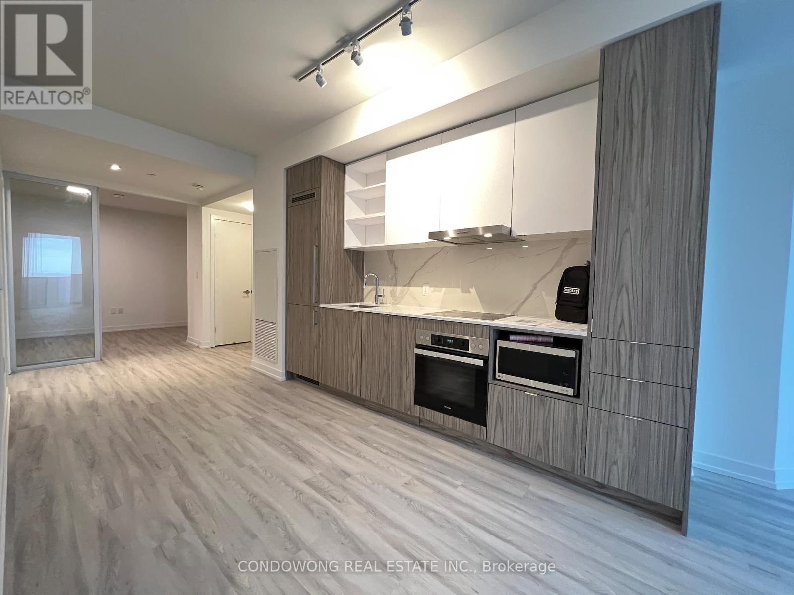 7509 - 55 Cooper Street, Toronto, Ontario  M5E 0G1 - Photo 4 - C12948414