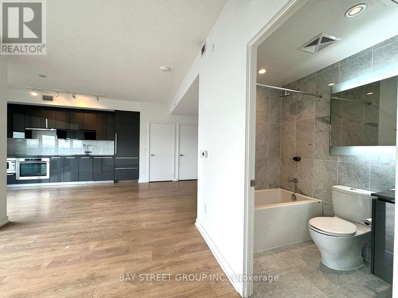 3707 - 117 Mcmahon Drive, Toronto, Ontario  M2K 0E4 - Photo 8 - C12948442