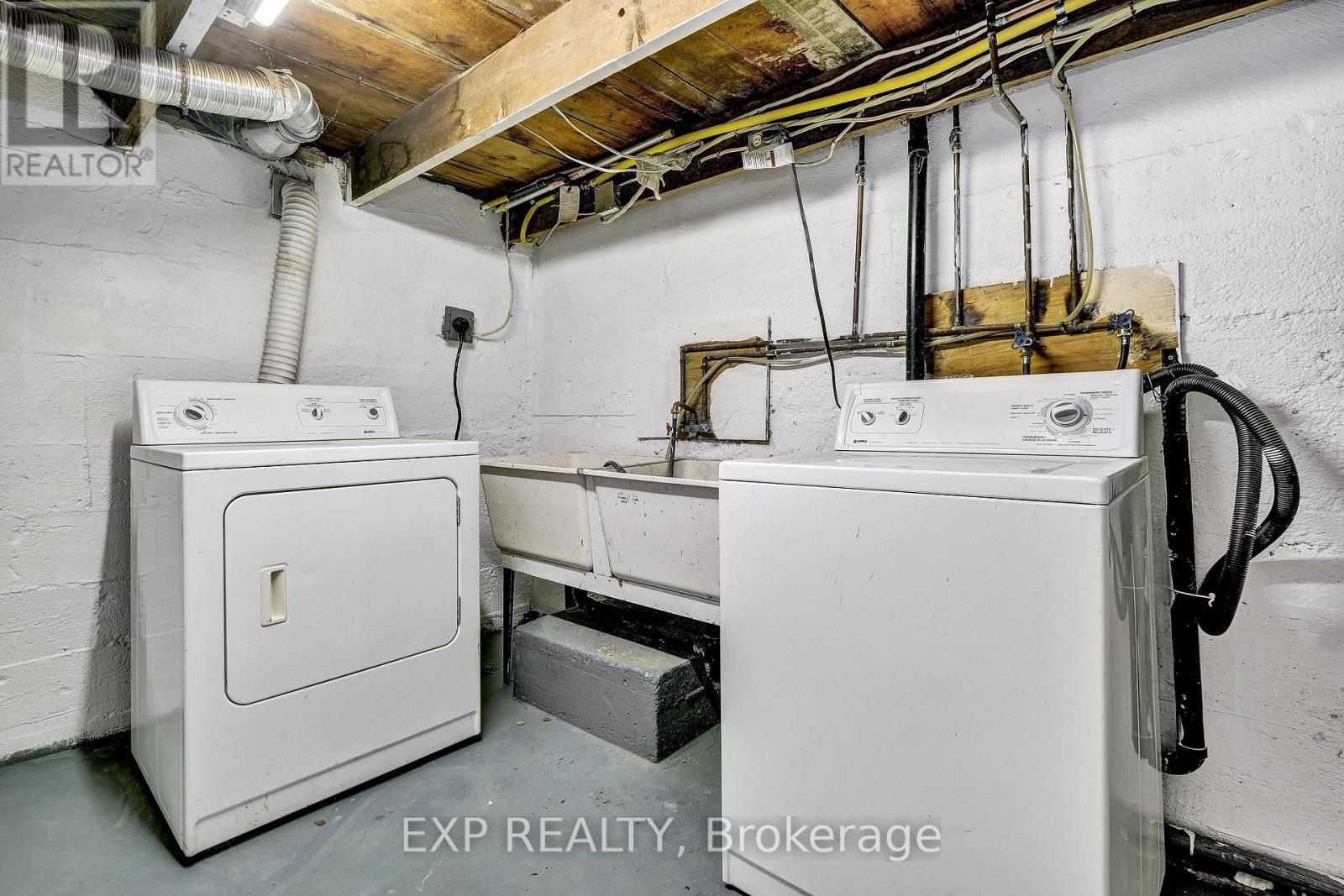 566 Kirkwood Avenue, Ottawa, Ontario  K1Z 5X4 - Photo 16 - X12948418