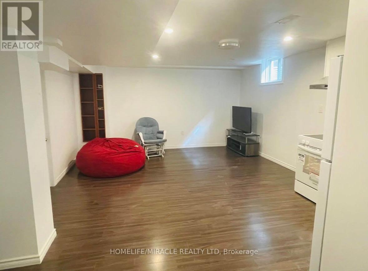 Bsmt - 27 Lloydminster Avenue, Ajax, Ontario  L1Z 0N8 - Photo 2 - E12948458