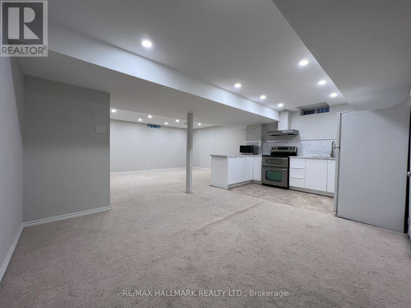 86 Verdi Road, Richmond Hill, Ontario  L4E 4P6 - Photo 4 - N12948412