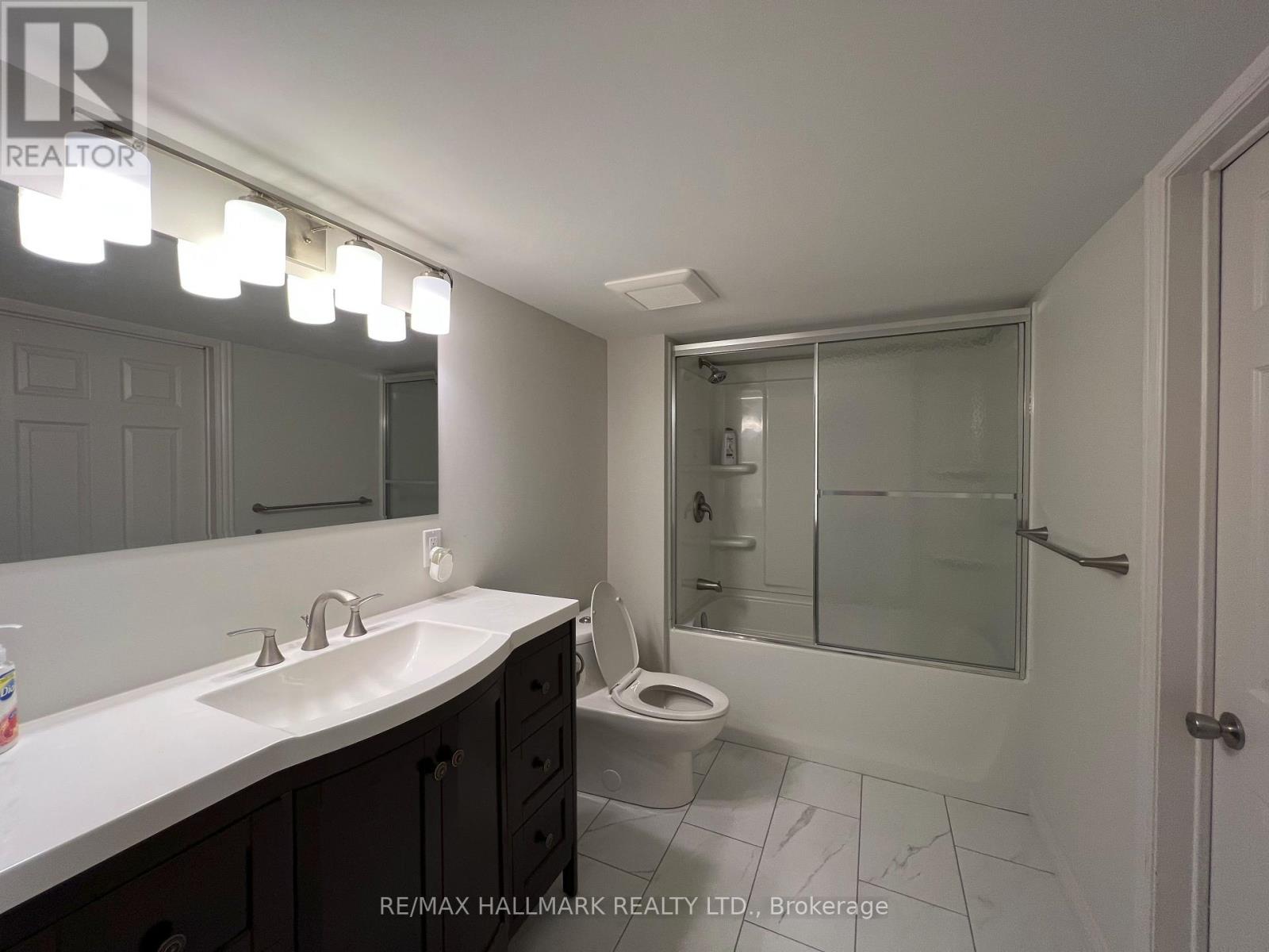 86 Verdi Road, Richmond Hill, Ontario  L4E 4P6 - Photo 9 - N12948412