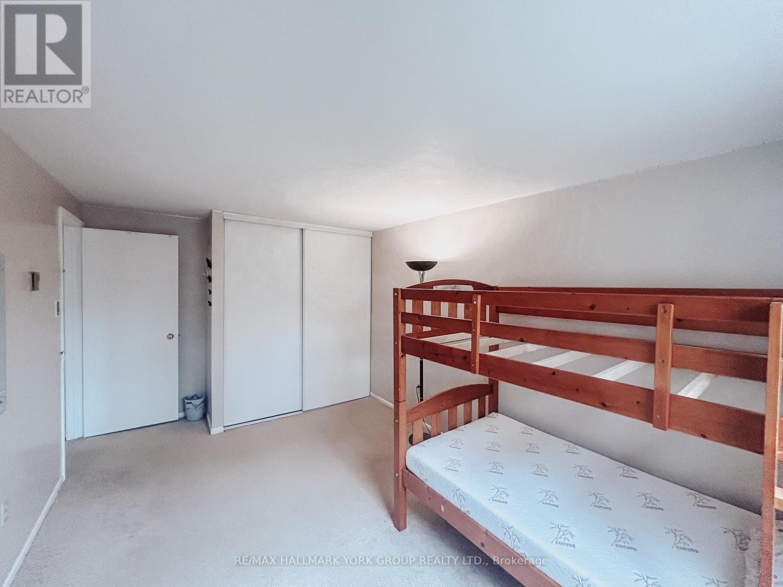 176 Robinson Drive, Newmarket, Ontario  L3Y 5M5 - Photo 11 - N12948444