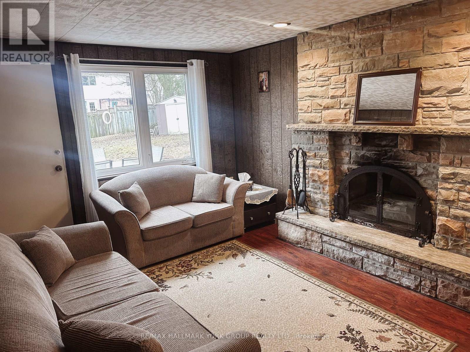 176 Robinson Drive, Newmarket, Ontario  L3Y 5M5 - Photo 8 - N12948444