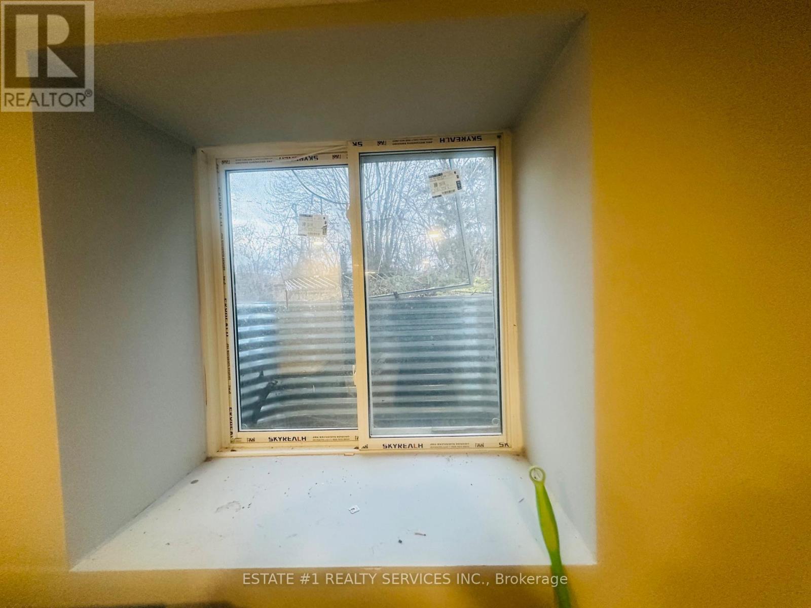 176 Kenneth Avenue, Kitchener, Ontario  N2A 1W2 - Photo 3 - X12935456