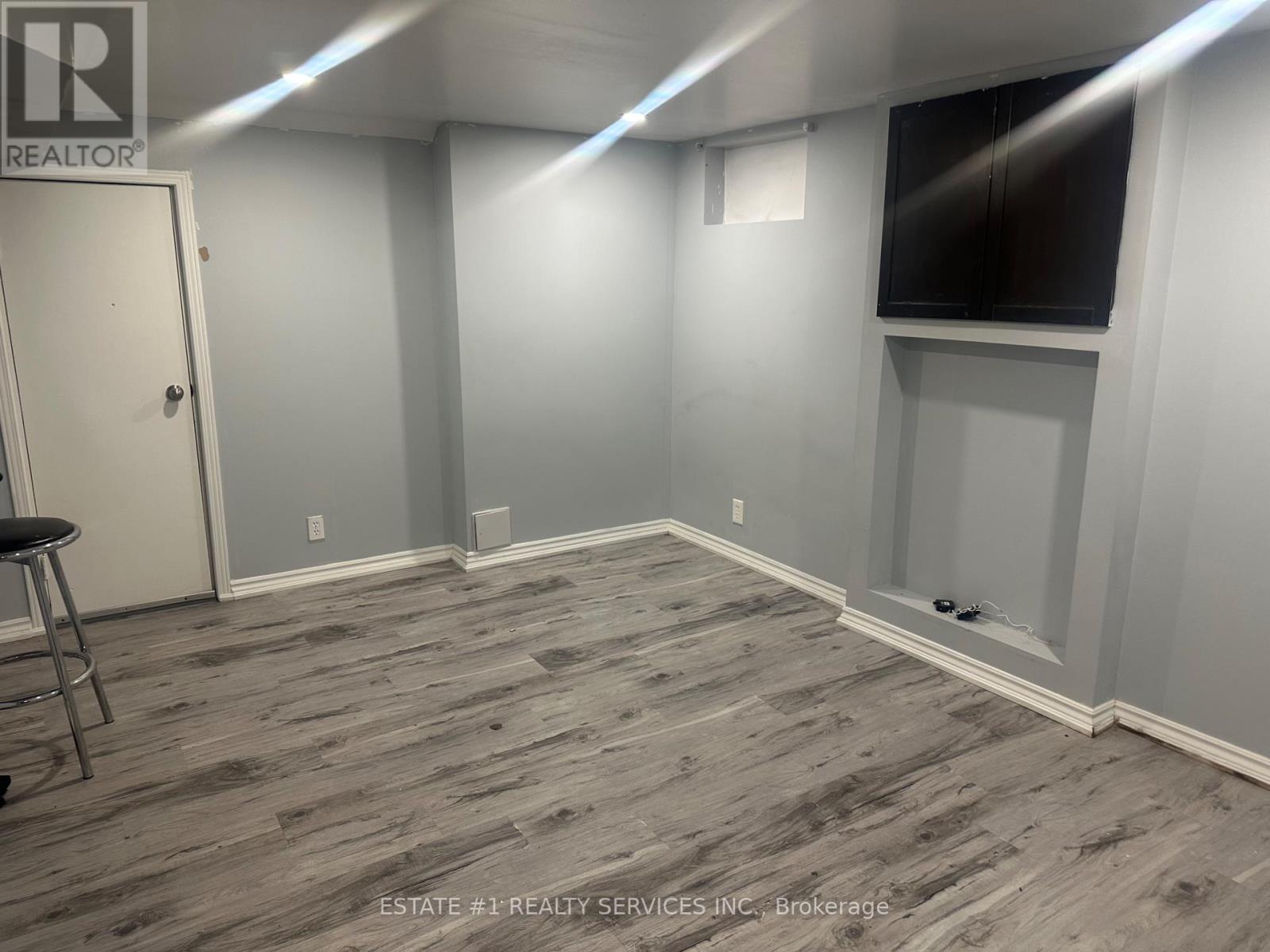 176 Kenneth Avenue, Kitchener, Ontario  N2A 1W2 - Photo 10 - X12935456