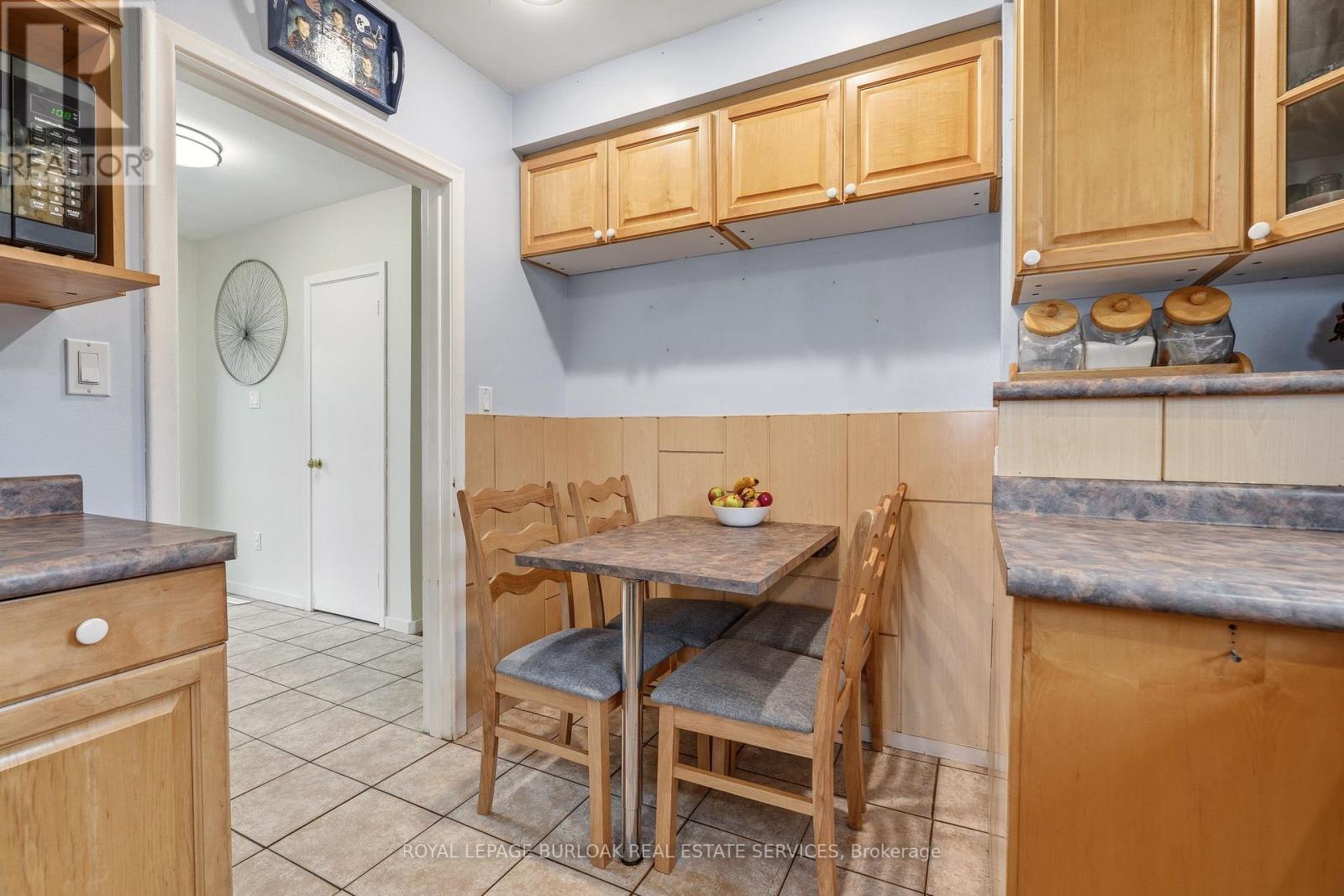 2400 Prospect Street, Burlington, Ontario  L7R 2A8 - Photo 15 - W12948426