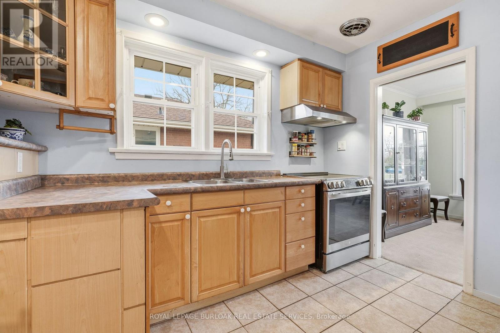 2400 Prospect Street, Burlington, Ontario  L7R 2A8 - Photo 17 - W12948426