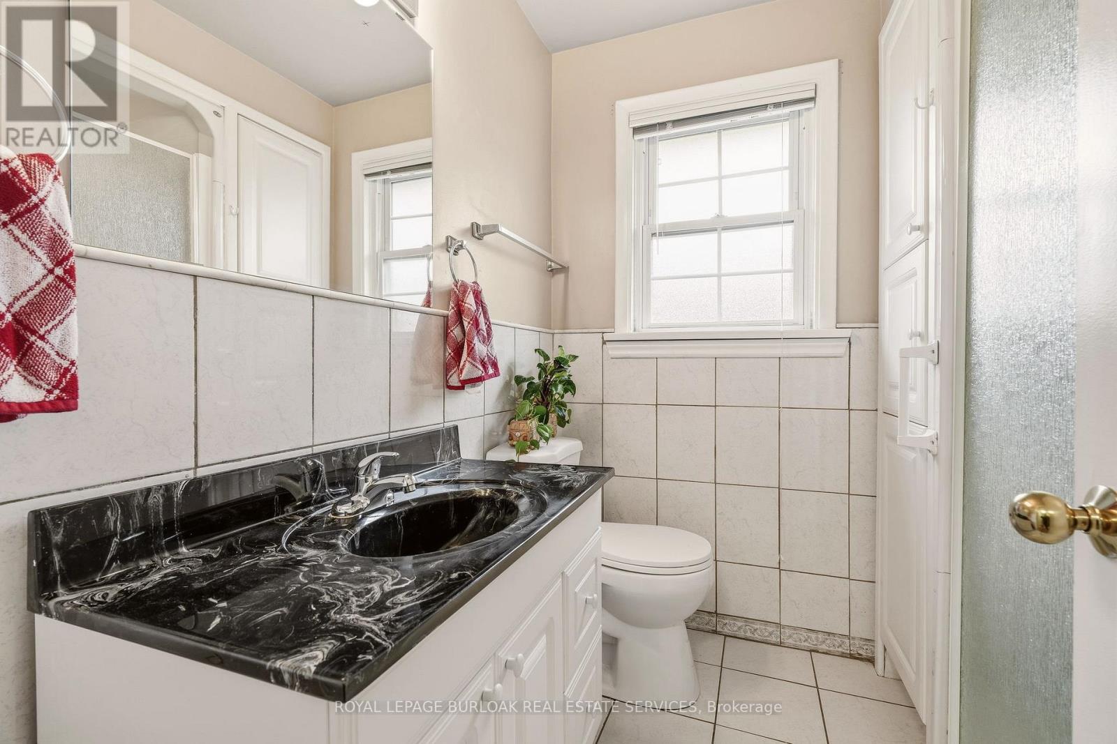 2400 Prospect Street, Burlington, Ontario  L7R 2A8 - Photo 24 - W12948426