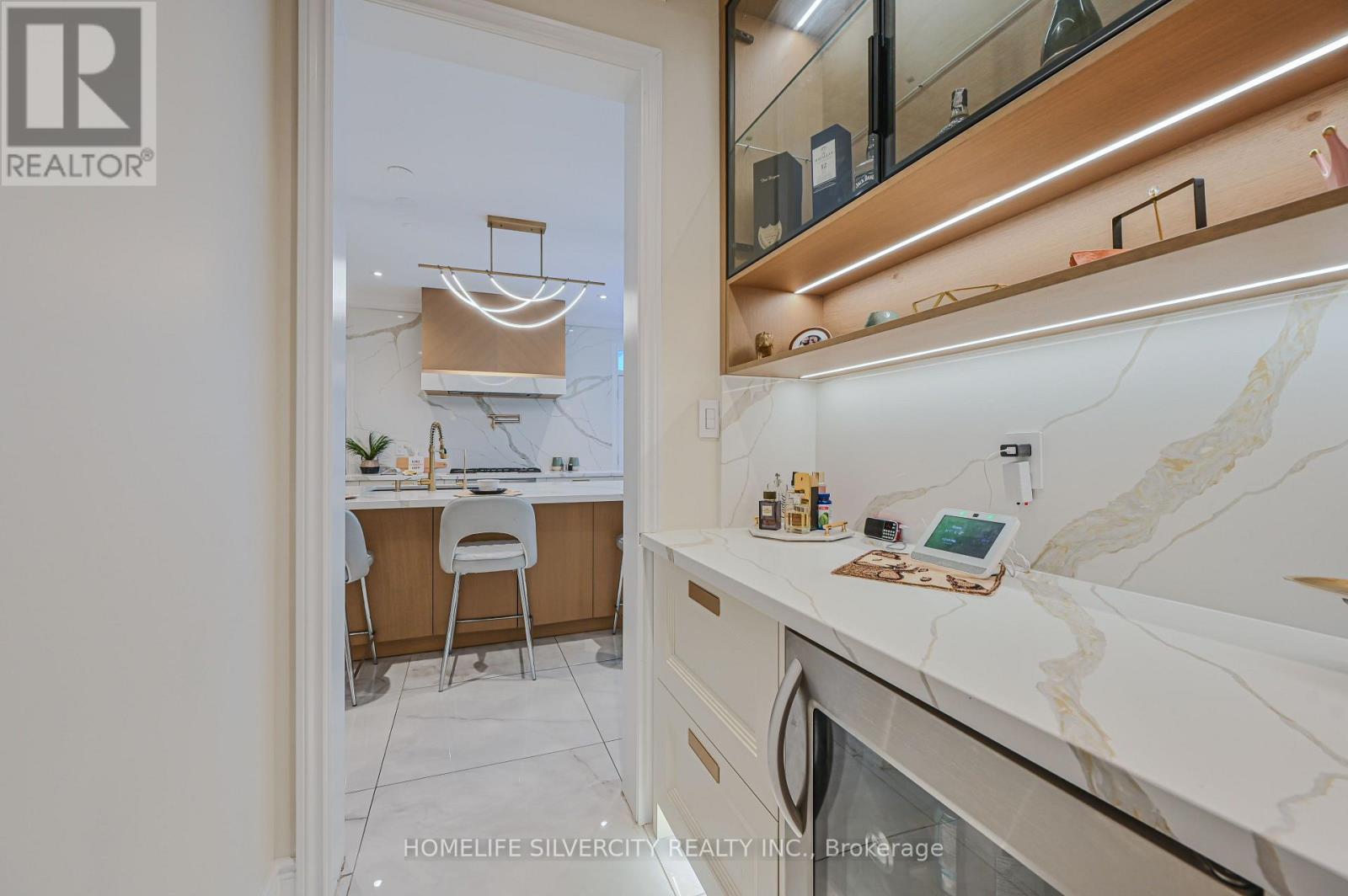 5 Highvalley Circle, Brampton, Ontario  L6P 2C6 - Photo 11 - W12948434