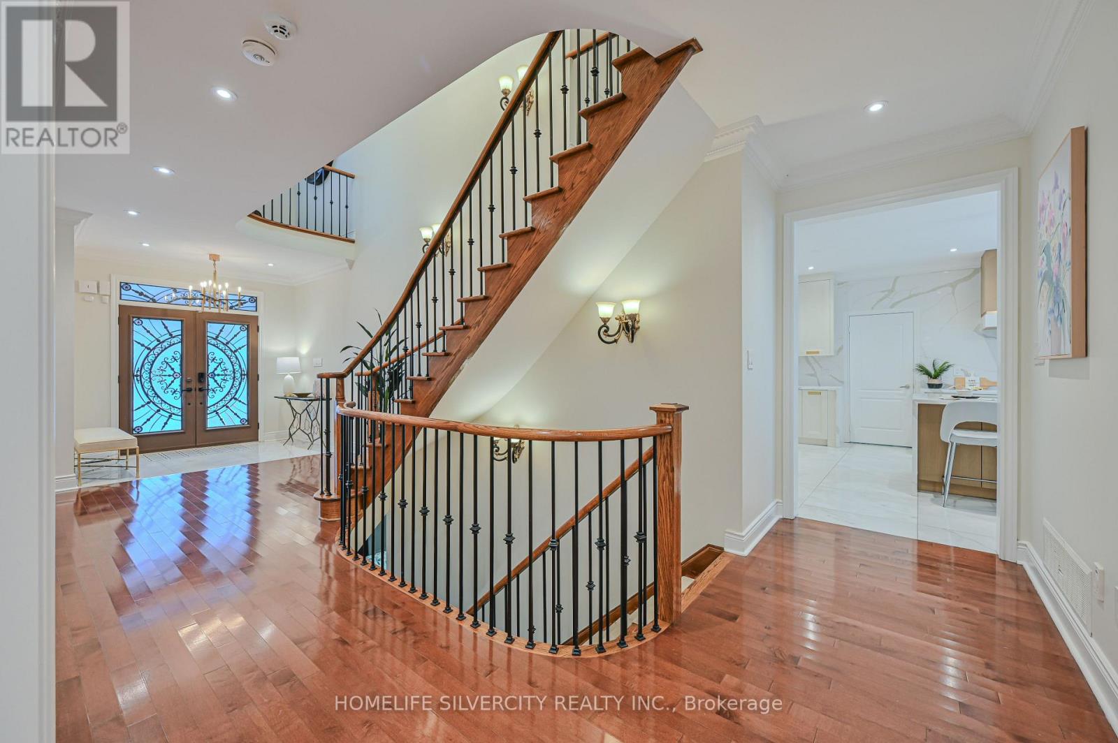 5 Highvalley Circle, Brampton, Ontario  L6P 2C6 - Photo 3 - W12948434