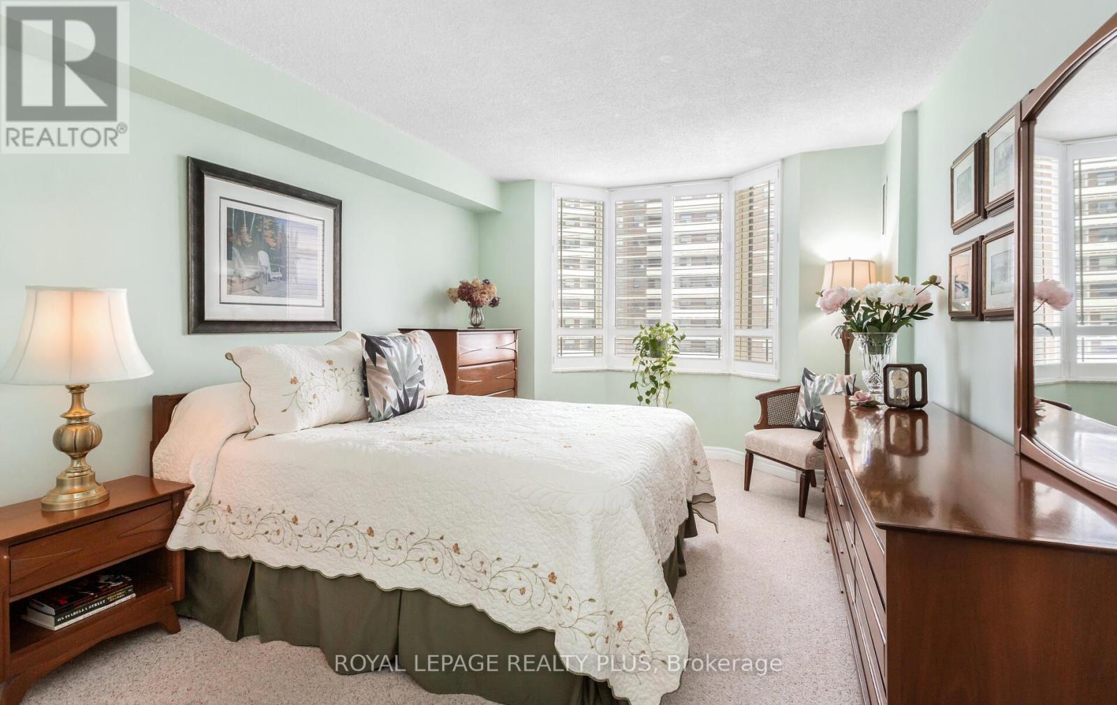 803 - 5 Lisa Street, Brampton, Ontario  L6T 4T4 - Photo 16 - W12948448