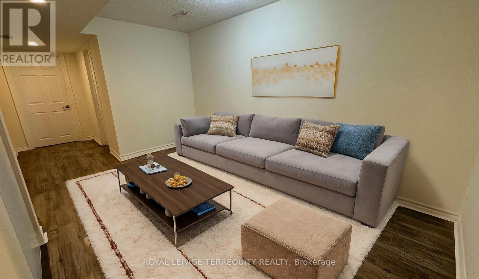 Bsmt - 5464 Tenth Line W, Mississauga, Ontario  L5M 0G5 - Photo 2 - W12948452