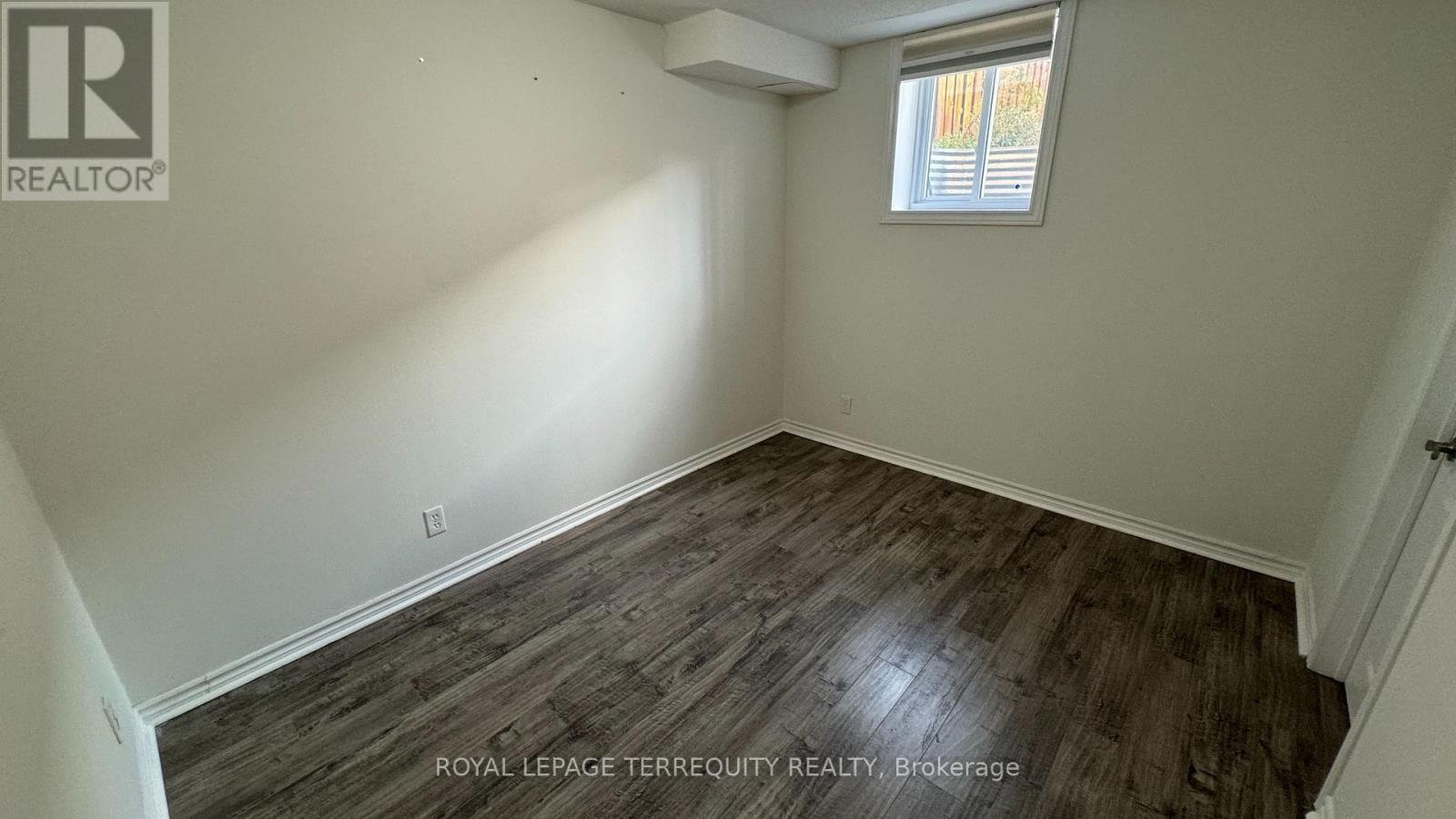 Bsmt - 5464 Tenth Line W, Mississauga, Ontario  L5M 0G5 - Photo 9 - W12948452