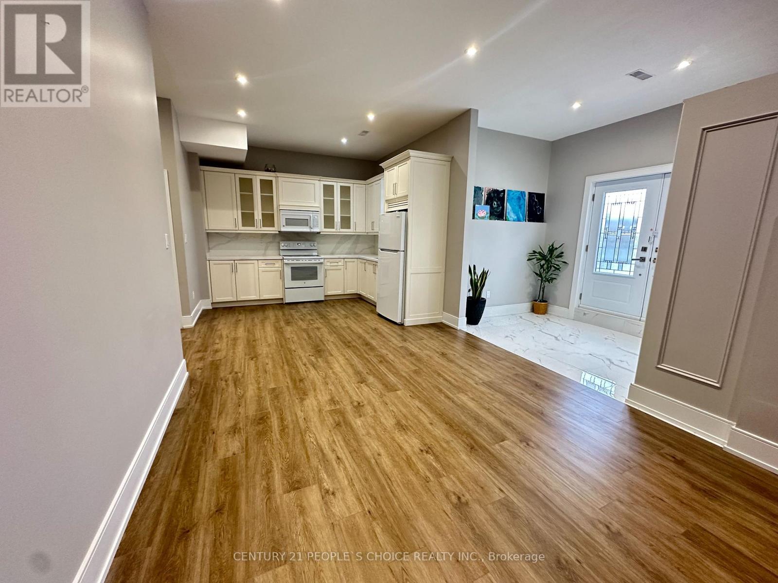 Basement - 171 Cornelius Parkway, Toronto, Ontario  M6L 2K8 - Photo 2 - W12948456