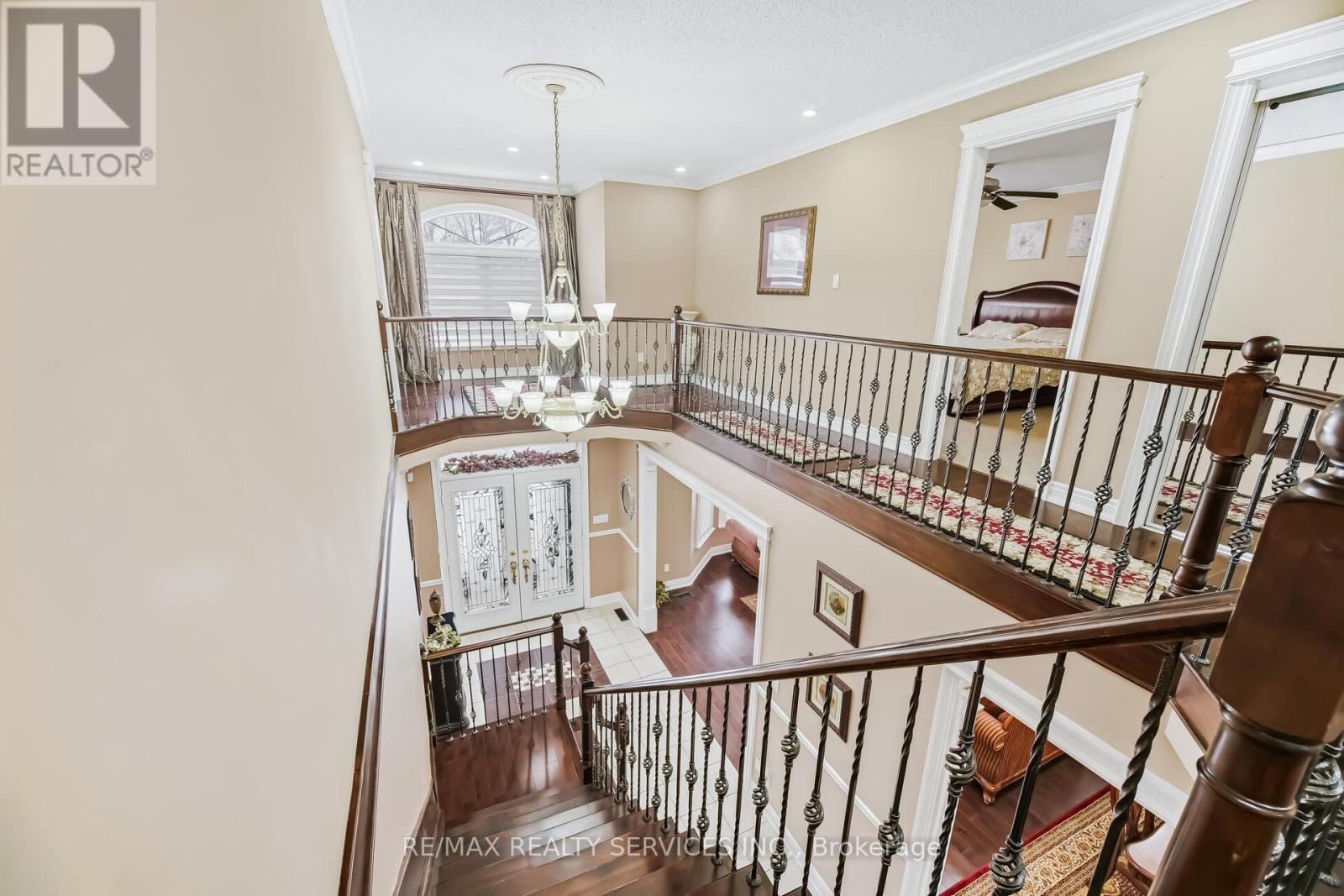 7 Waltham Drive, Toronto, Ontario  M9V 1S6 - Photo 26 - W12948460