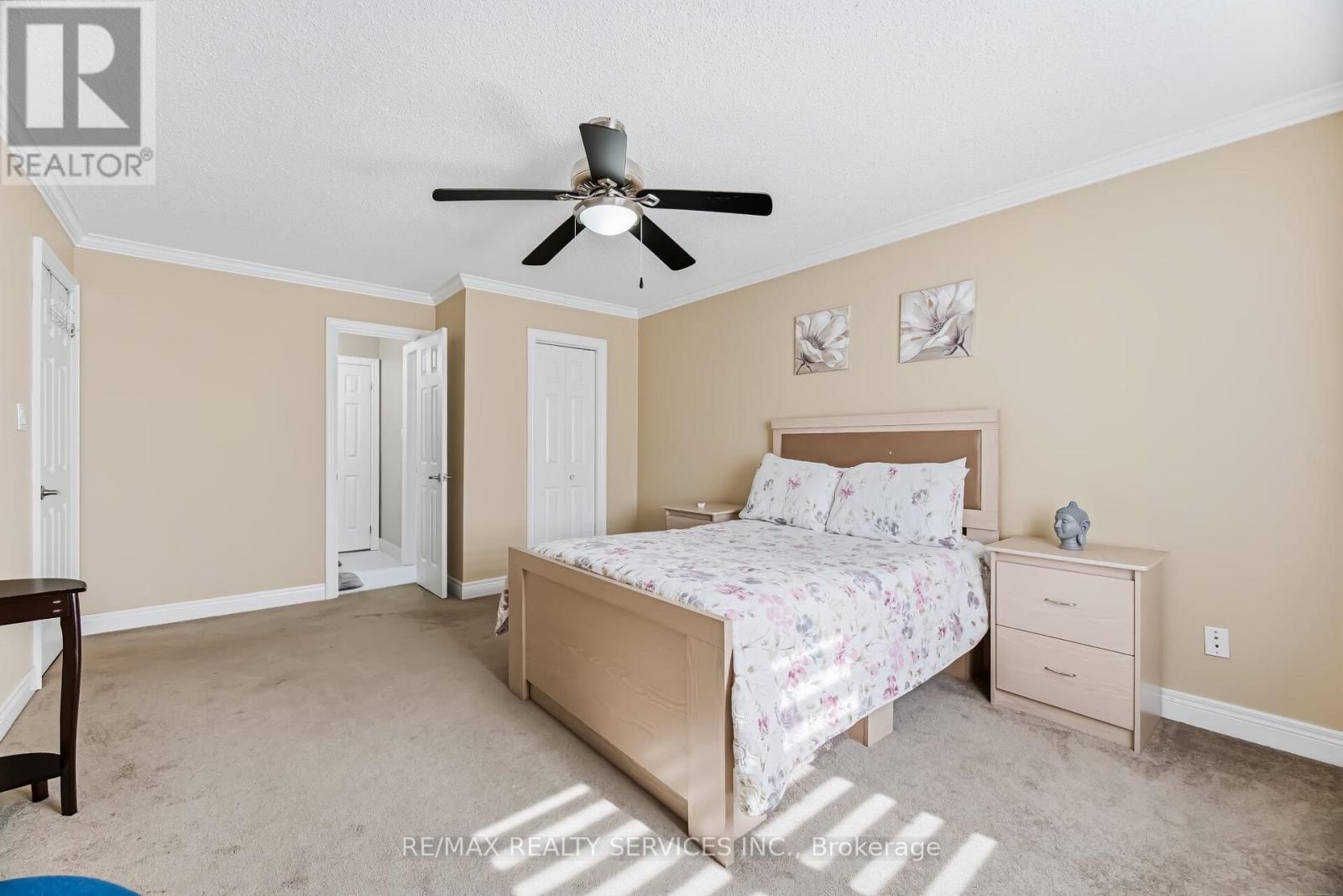 7 Waltham Drive, Toronto, Ontario  M9V 1S6 - Photo 36 - W12948460