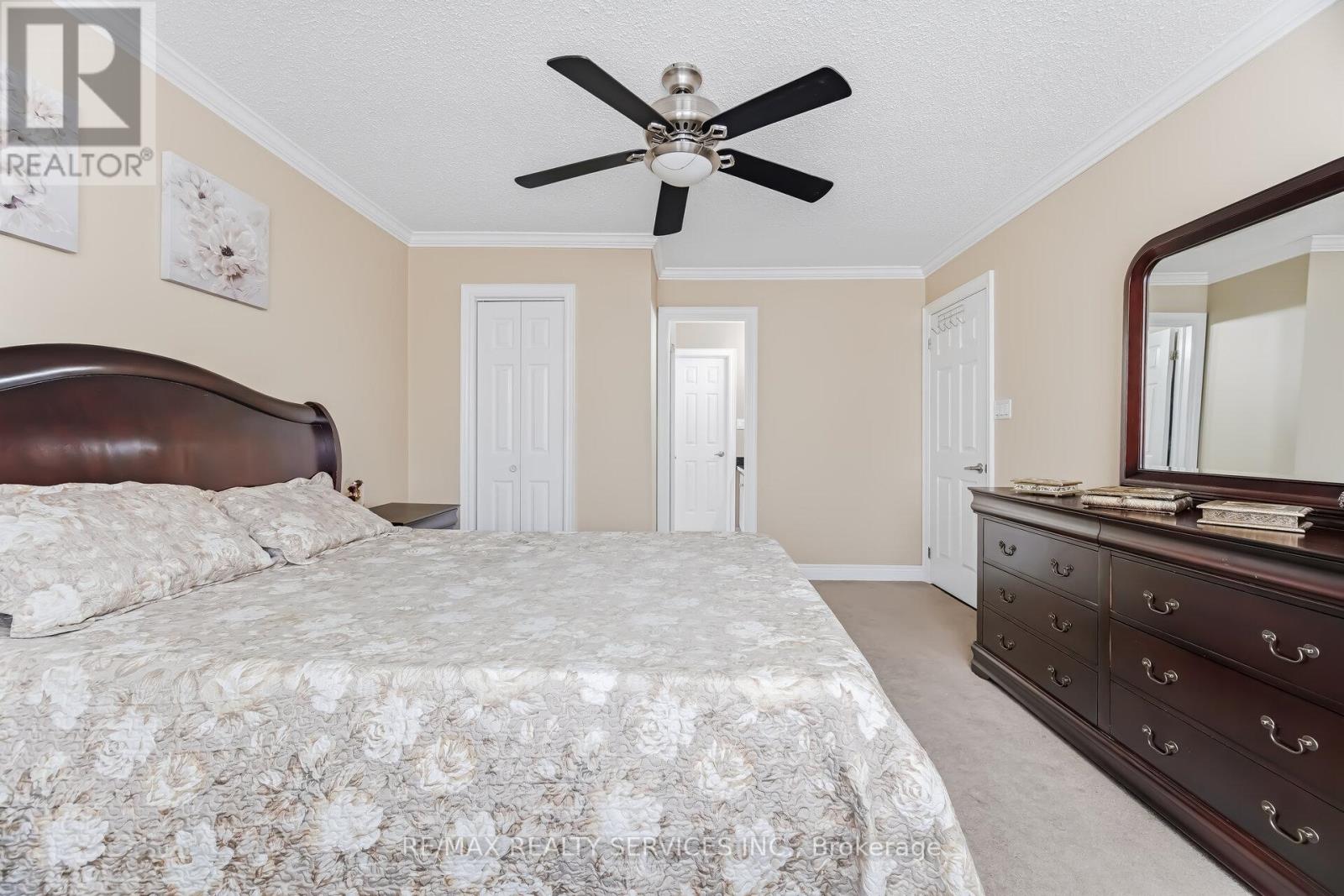 7 Waltham Drive, Toronto, Ontario  M9V 1S6 - Photo 39 - W12948460