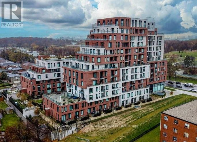 1122 - 3100 KEELE STREET, Toronto, Ontario