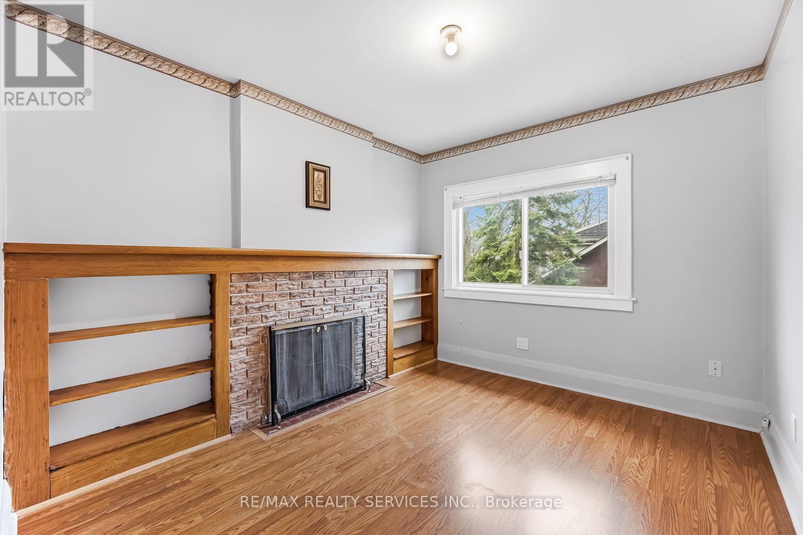 544 Windermere Avenue, Toronto, Ontario  M6S 3L7 - Photo 27 - W12948472