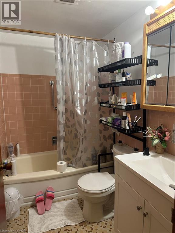 8 Woodman Drive S Unit# 401, Hamilton, Ontario  L8K 4C9 - Photo 8 - 40786097