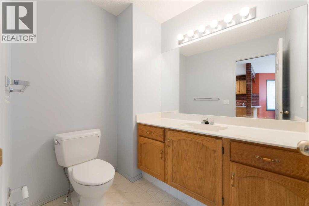 507 Citadel Terrace NW, Calgary, Alberta  T3G 3X3 - Photo 15 - A2283431