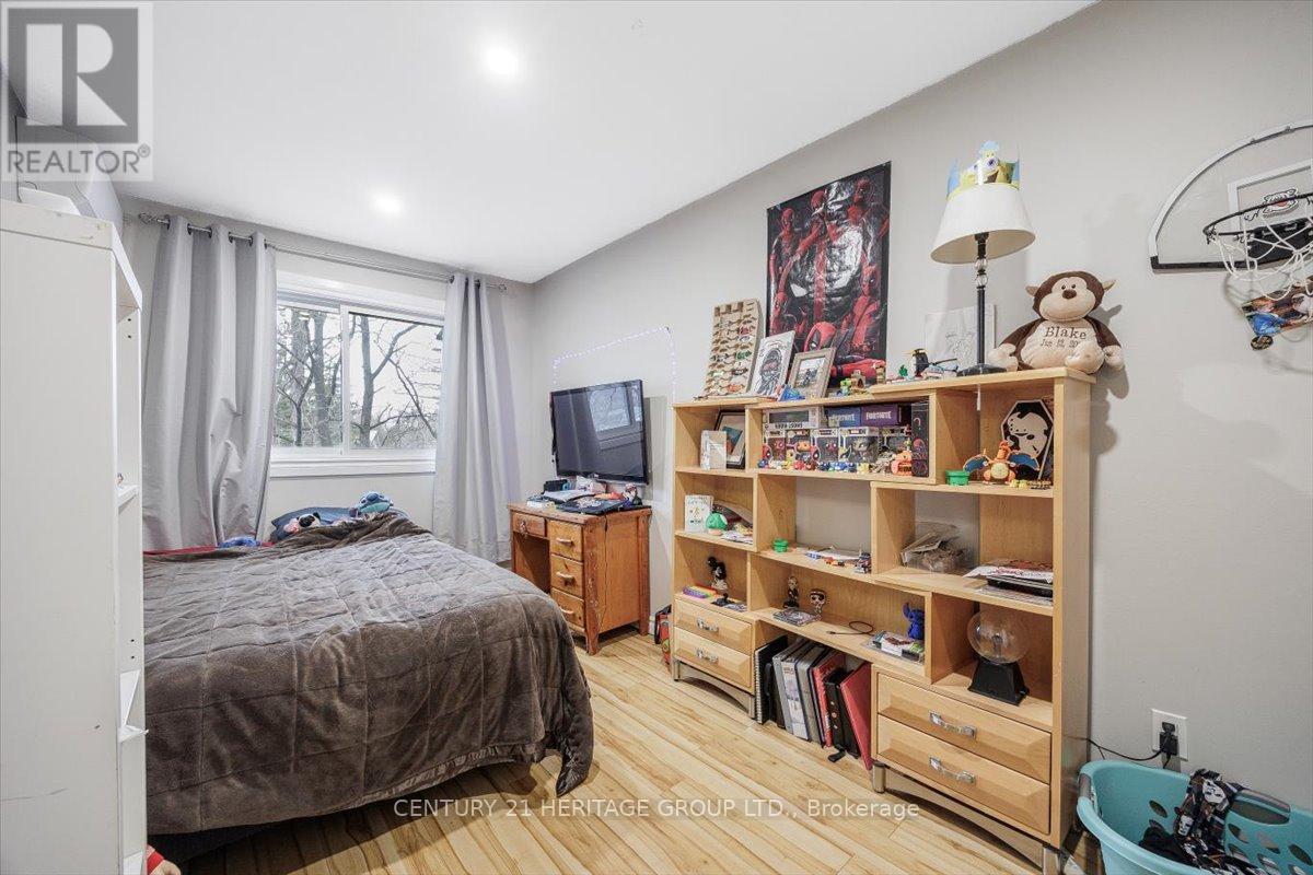 5 - 113 North Street, Georgina, Ontario  L0E 1R0 - Photo 23 - N12936246