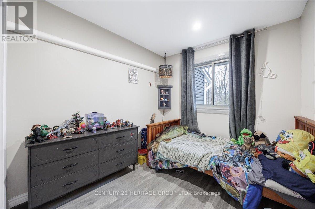 5 - 113 North Street, Georgina, Ontario  L0E 1R0 - Photo 25 - N12936246