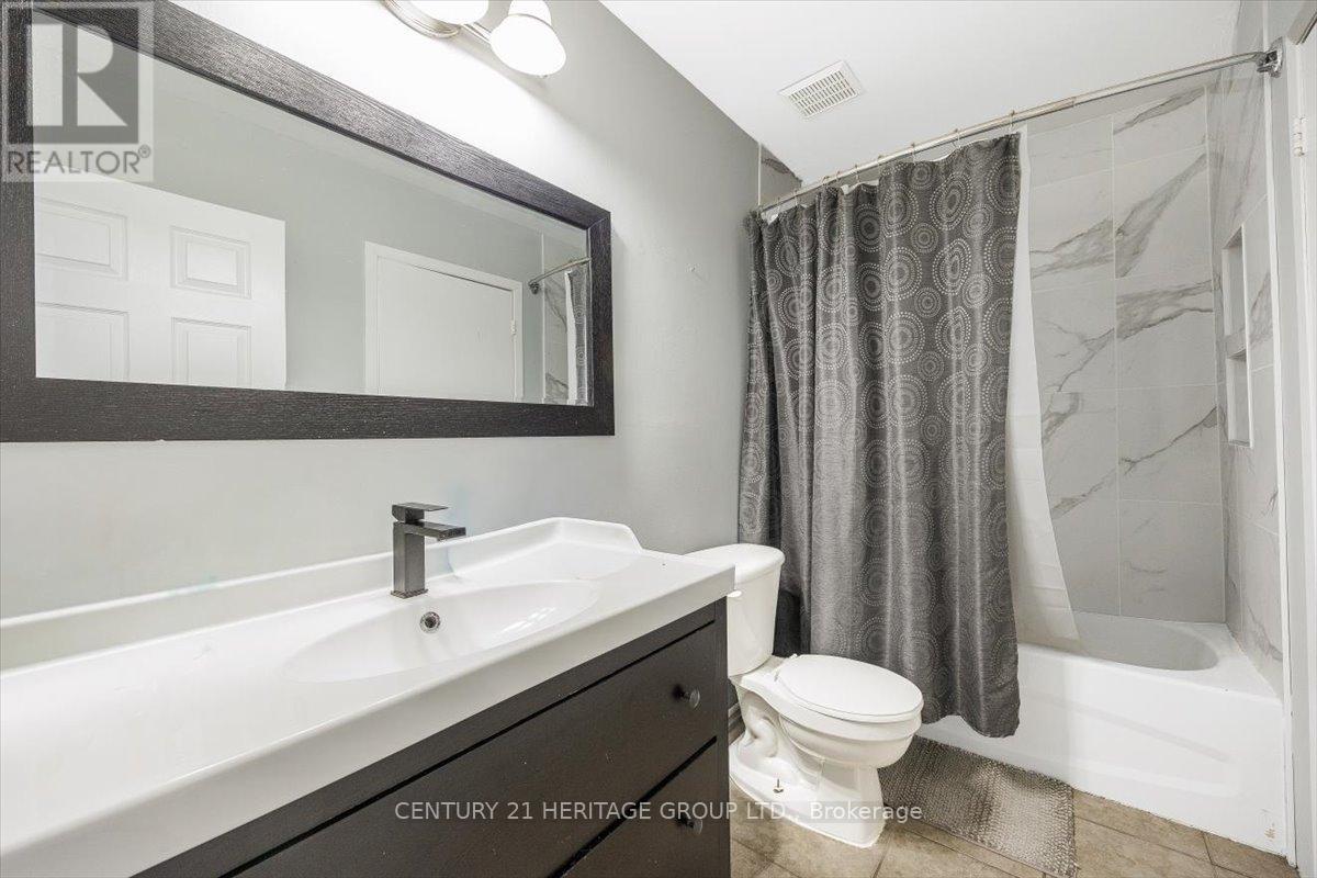 5 - 113 North Street, Georgina, Ontario  L0E 1R0 - Photo 22 - N12936246