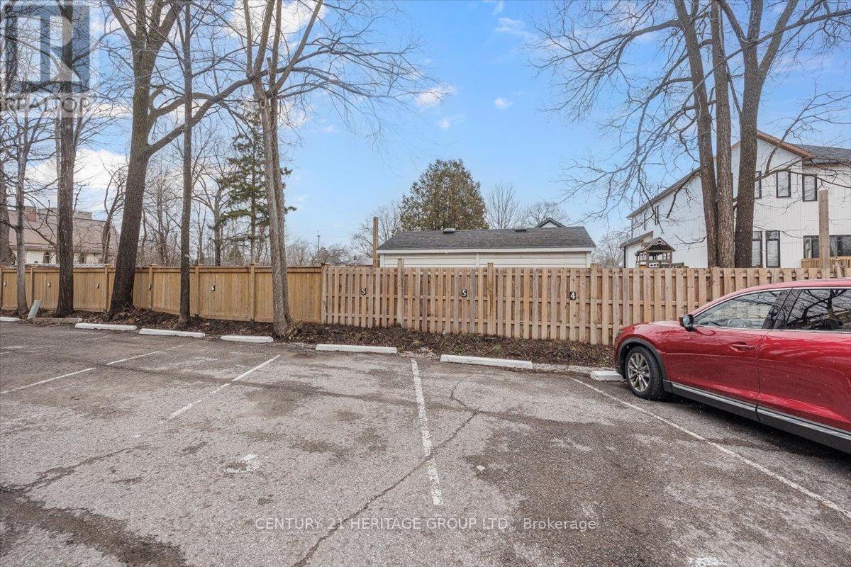 5 - 113 North Street, Georgina, Ontario  L0E 1R0 - Photo 32 - N12936246