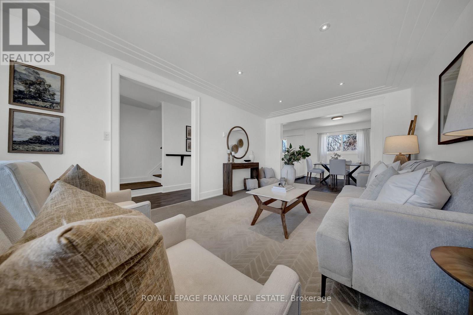 590 Talbot Court, Oshawa, Ontario  L1J 2E8 - Photo 5 - E12942456