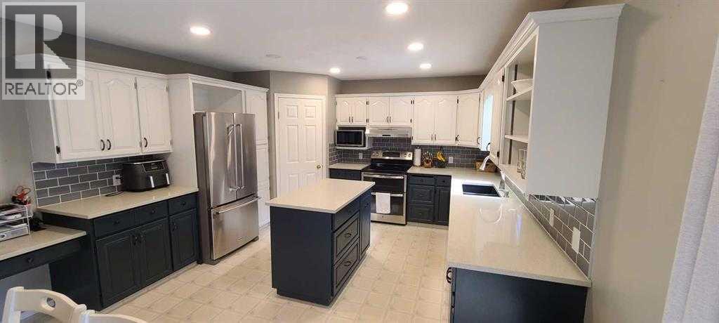 337 Ojibwa Place W, Lethbridge, Alberta  T1K 5K7 - Photo 5 - A2298072