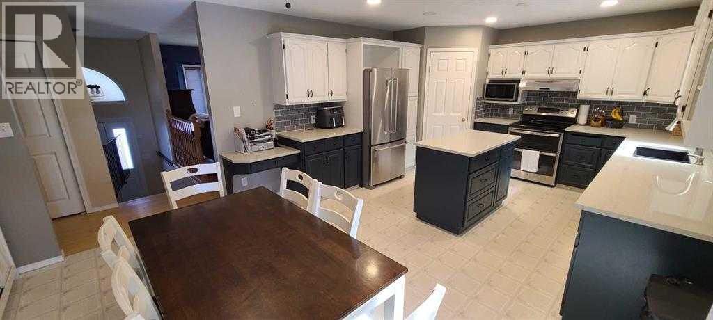 337 Ojibwa Place W, Lethbridge, Alberta  T1K 5K7 - Photo 6 - A2298072