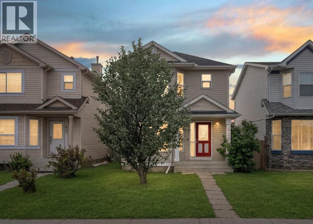 429 Taradale Drive NE, Calgary, Alberta  T3J 3X2 - Photo 1 - A2294879