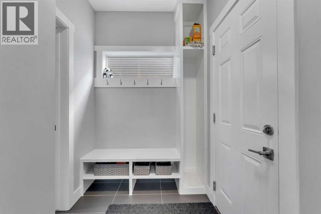 109 Chelsea Grove, Chestermere, Alberta  T1X 1Z5 - Photo 20 - A2295752