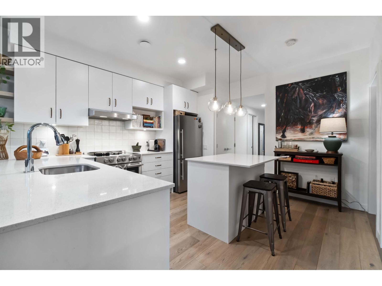 403 2137 Chesterfield Avenue, North Vancouver, British Columbia  V7M 2P7 - Photo 6 - R3106286