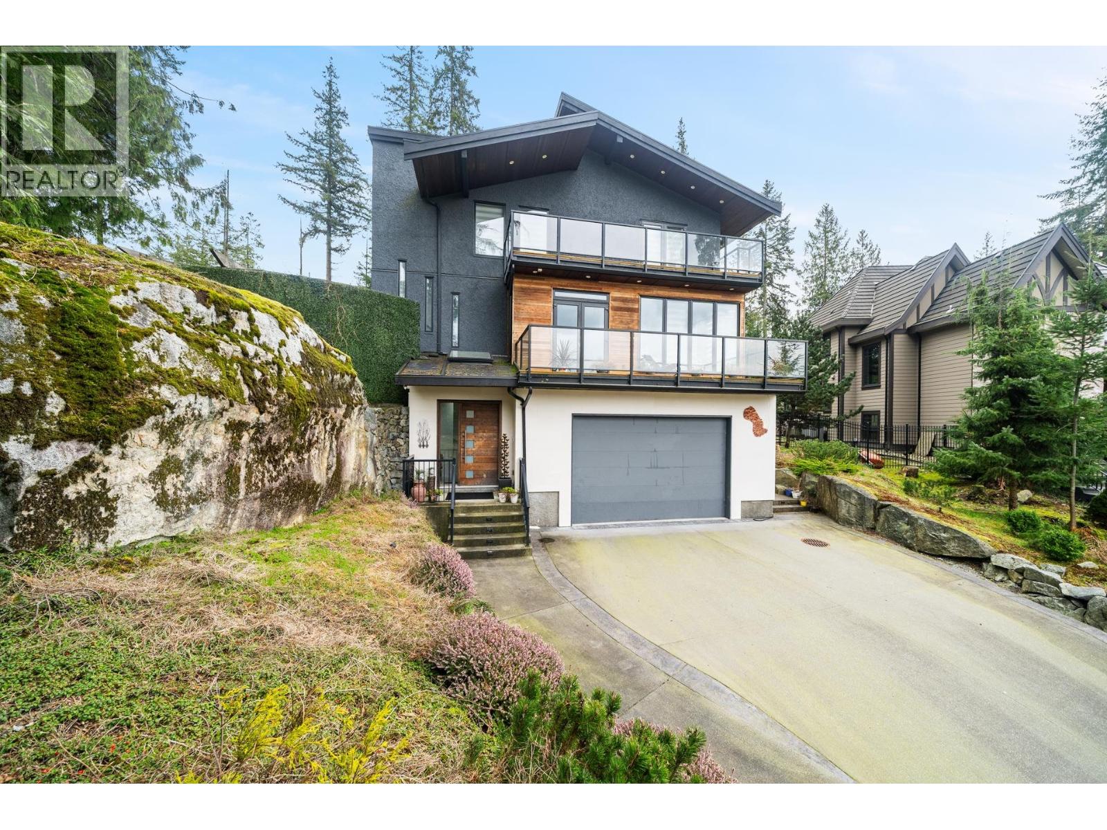 116 Deerview Lane, Anmore, British Columbia  V3H 0A3 - Photo 2 - R3106300